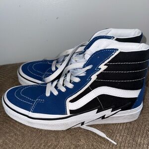 Vans Of The Wall Sk8 High Bolt Skate
Sneaker